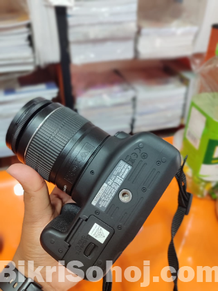 Camera CANON 1500D